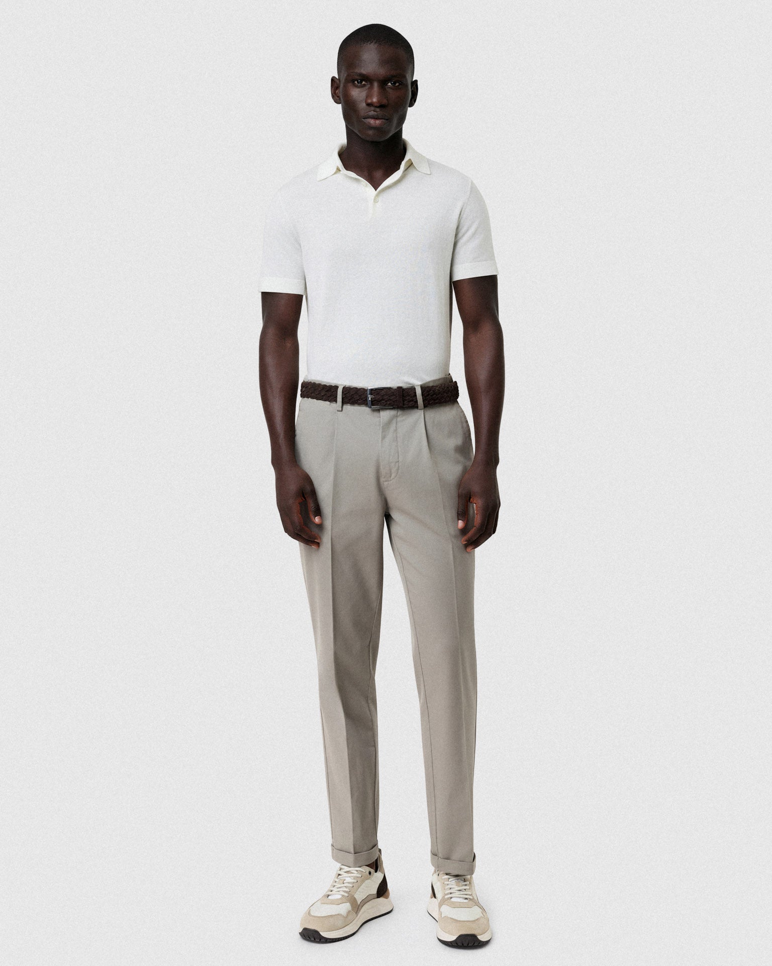 Light Brown (AI)