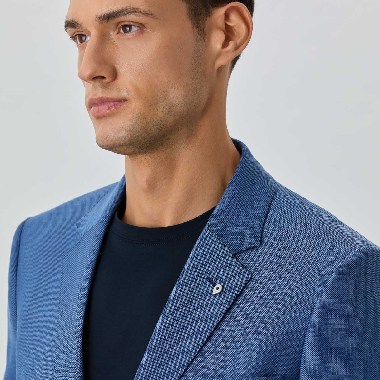 Medium Blue