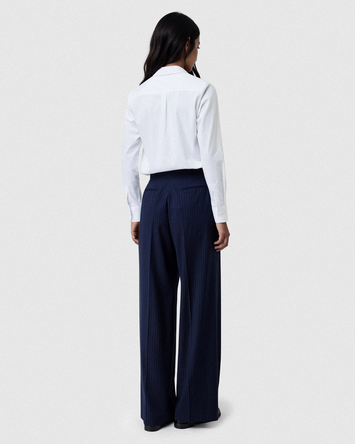 Sacoor Brothers High-Waist Loose Fit Trousers In Pure Wool, Dark Blue