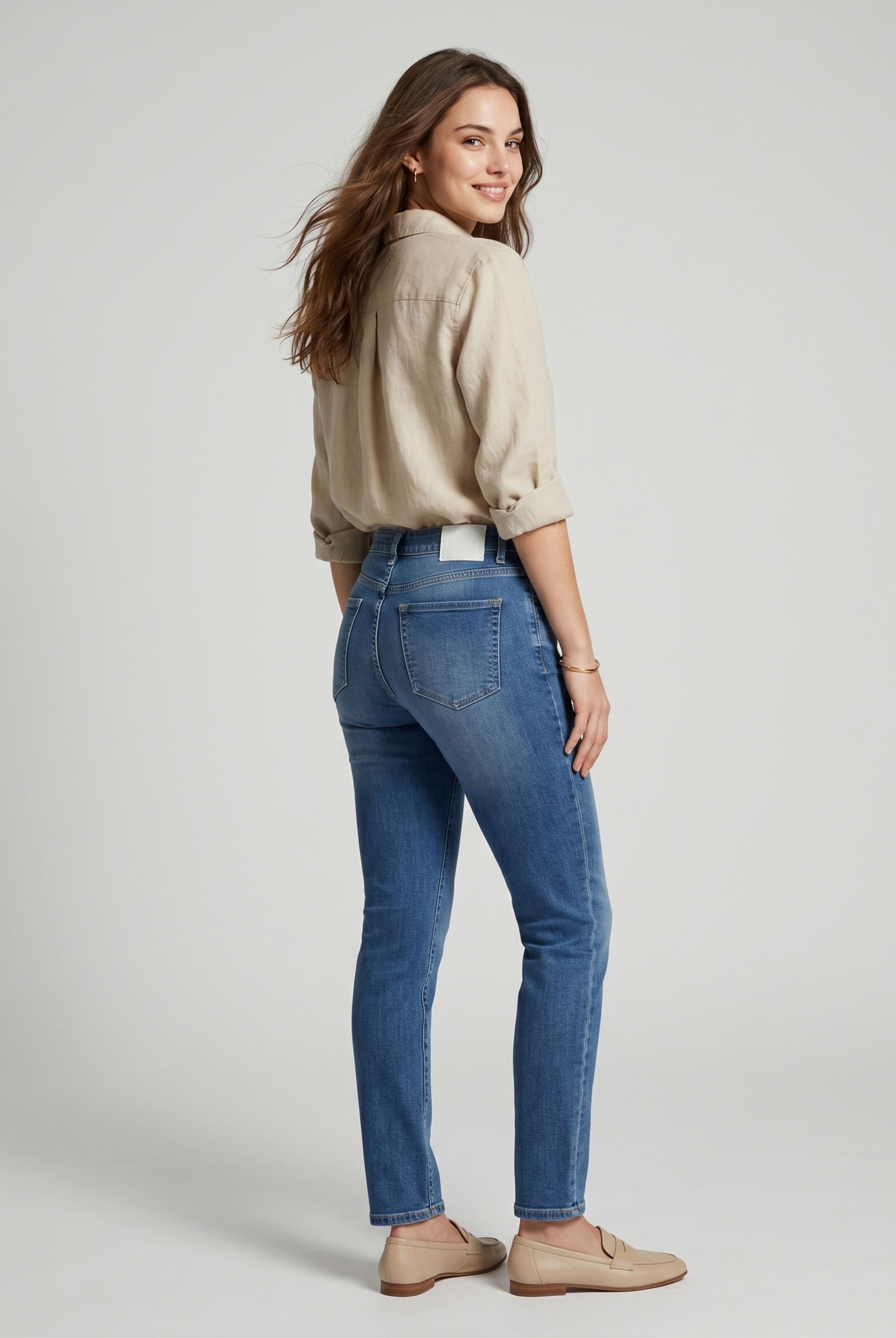 Medium Blue (AI)