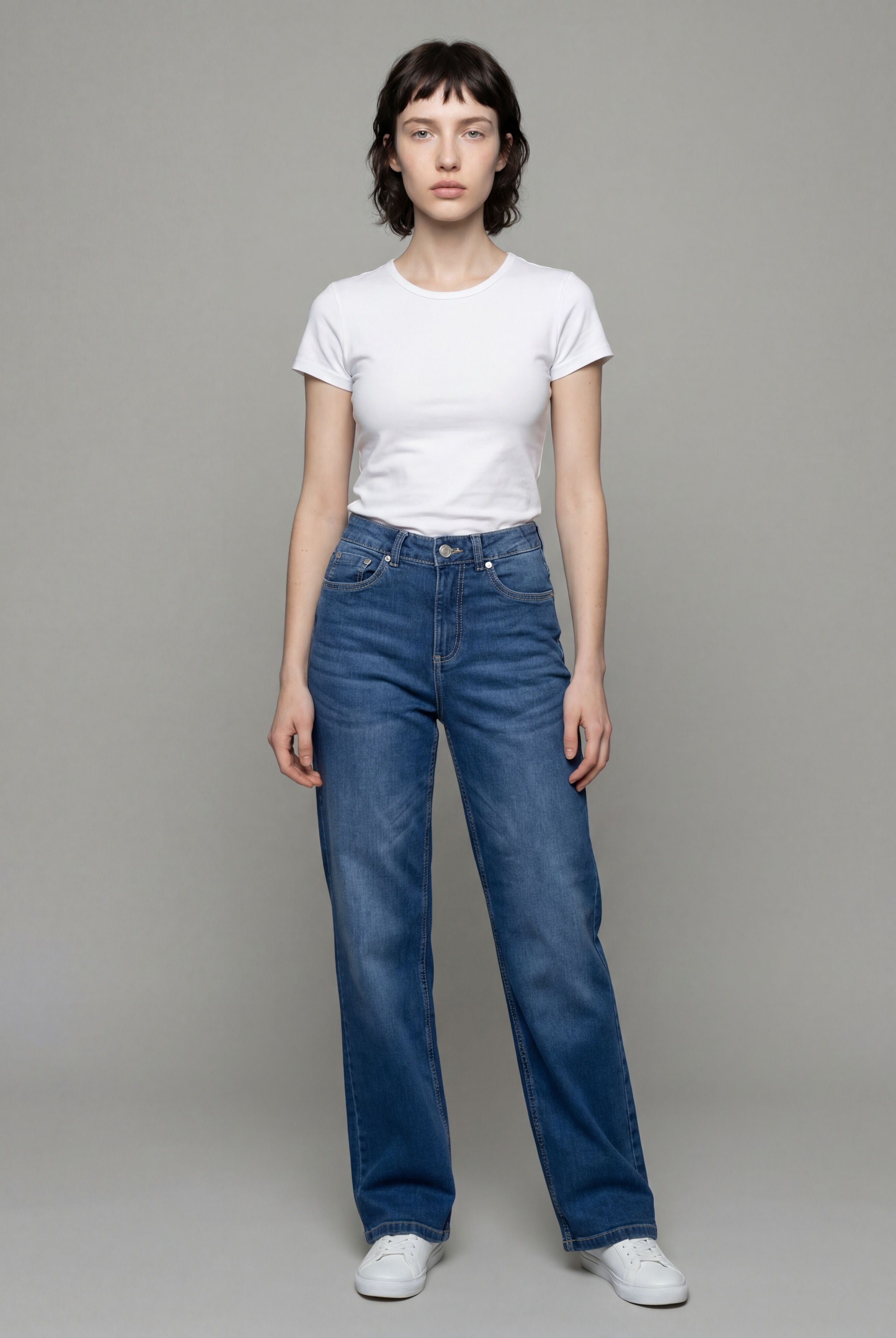 Medium Blue (AI)