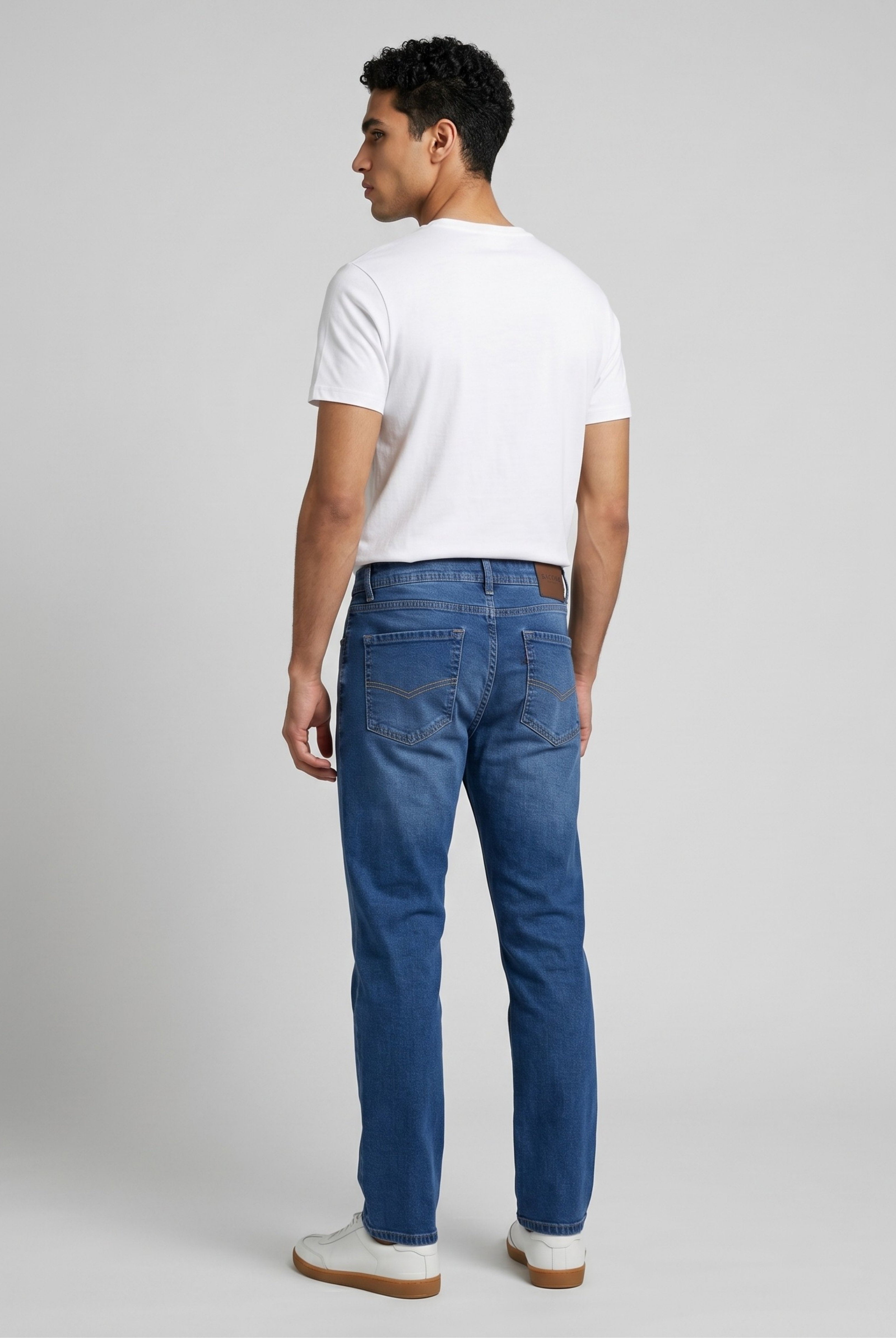 Medium Blue (AI)