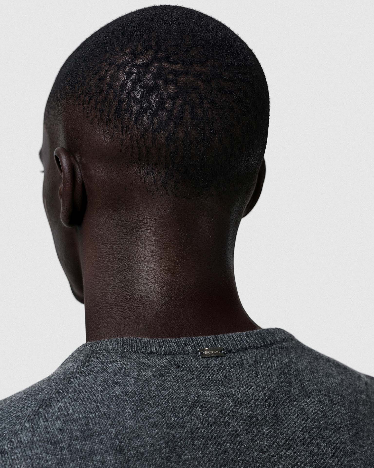 Medium Grey (AI)