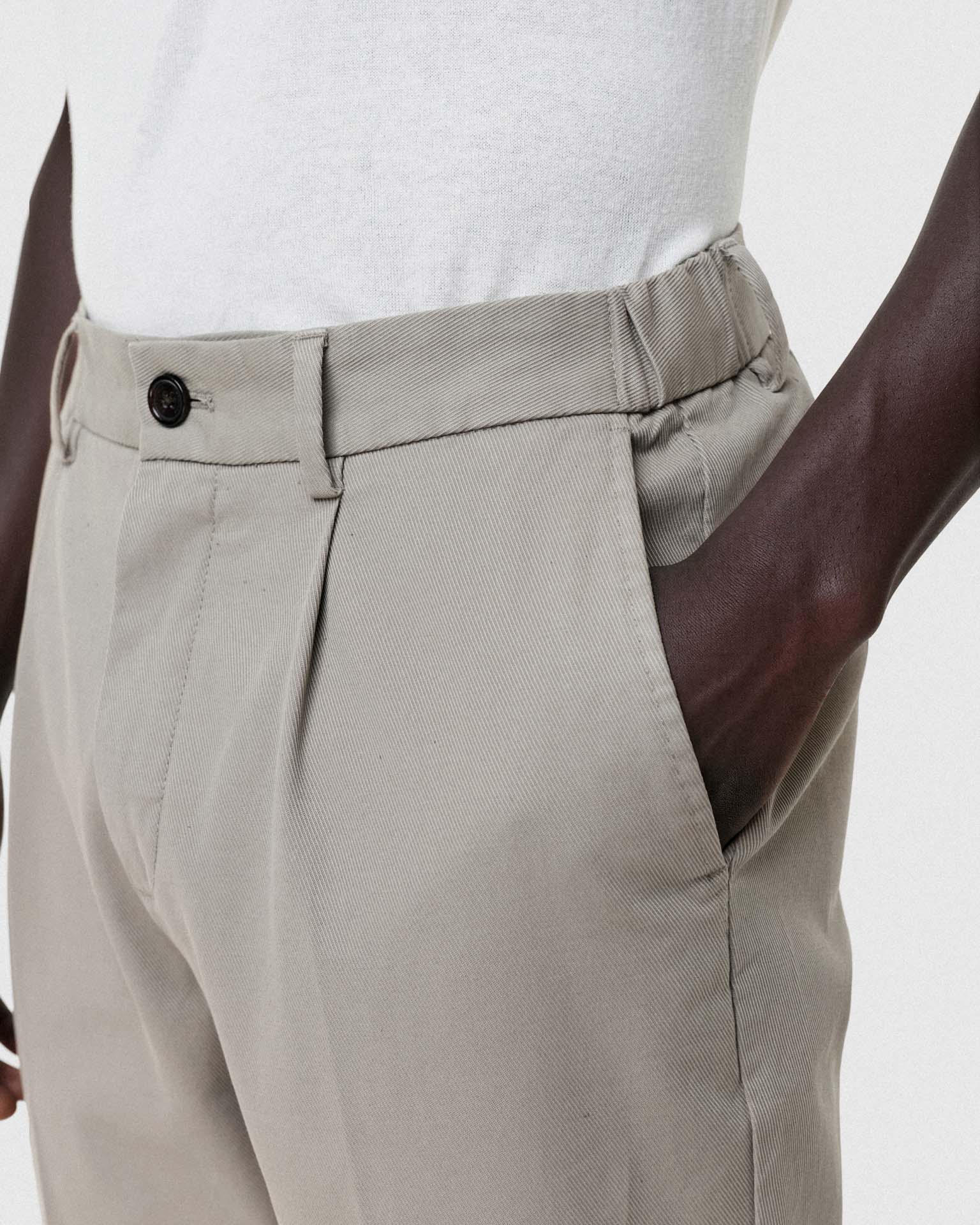 Light Brown (AI)