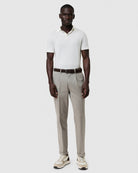 Light Brown (AI)