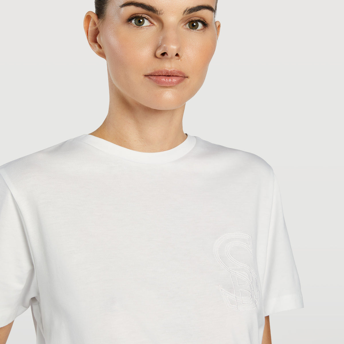 Chest Embroidery T-Shirt – Sacoor Brothers Malaysia