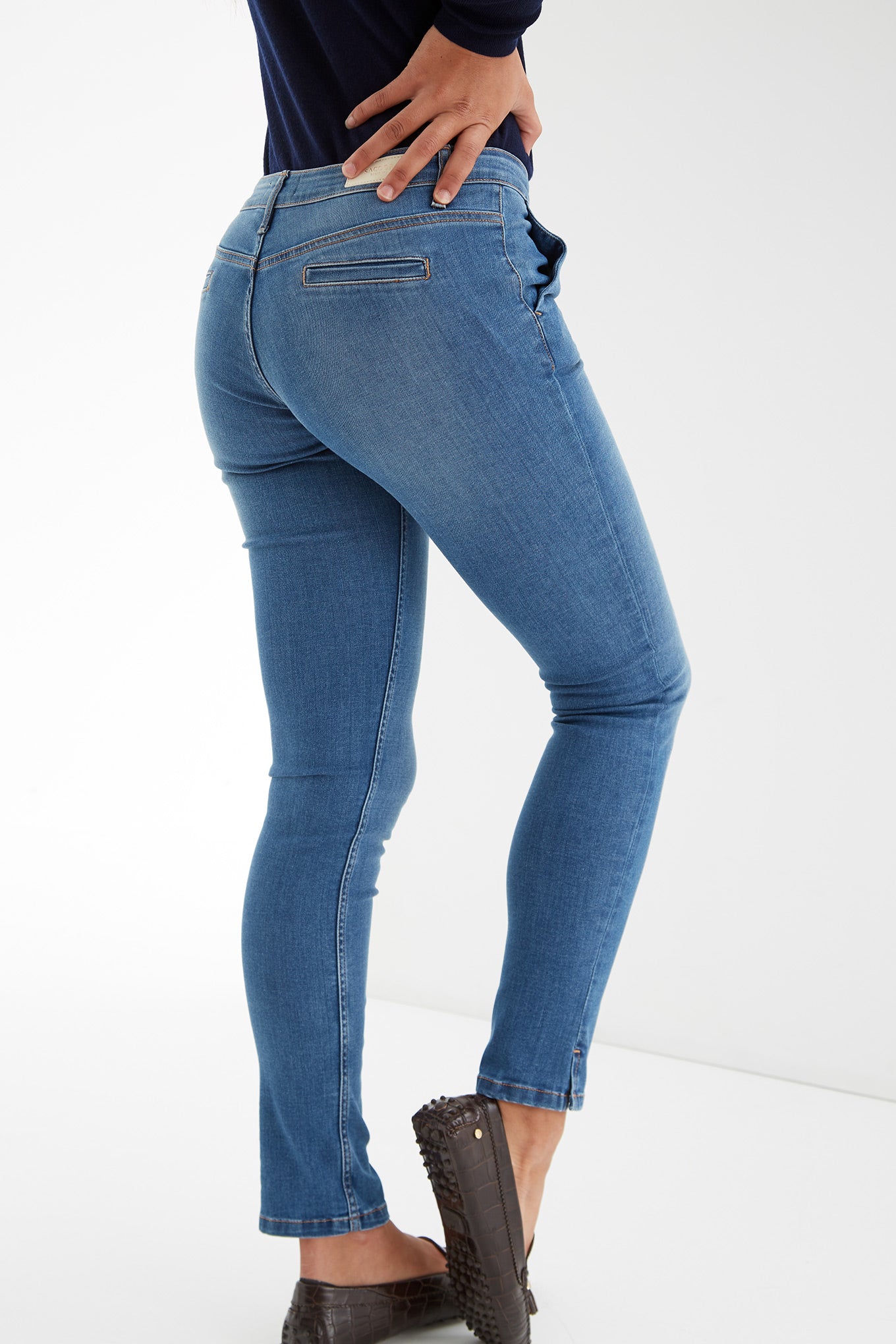Medium Blue