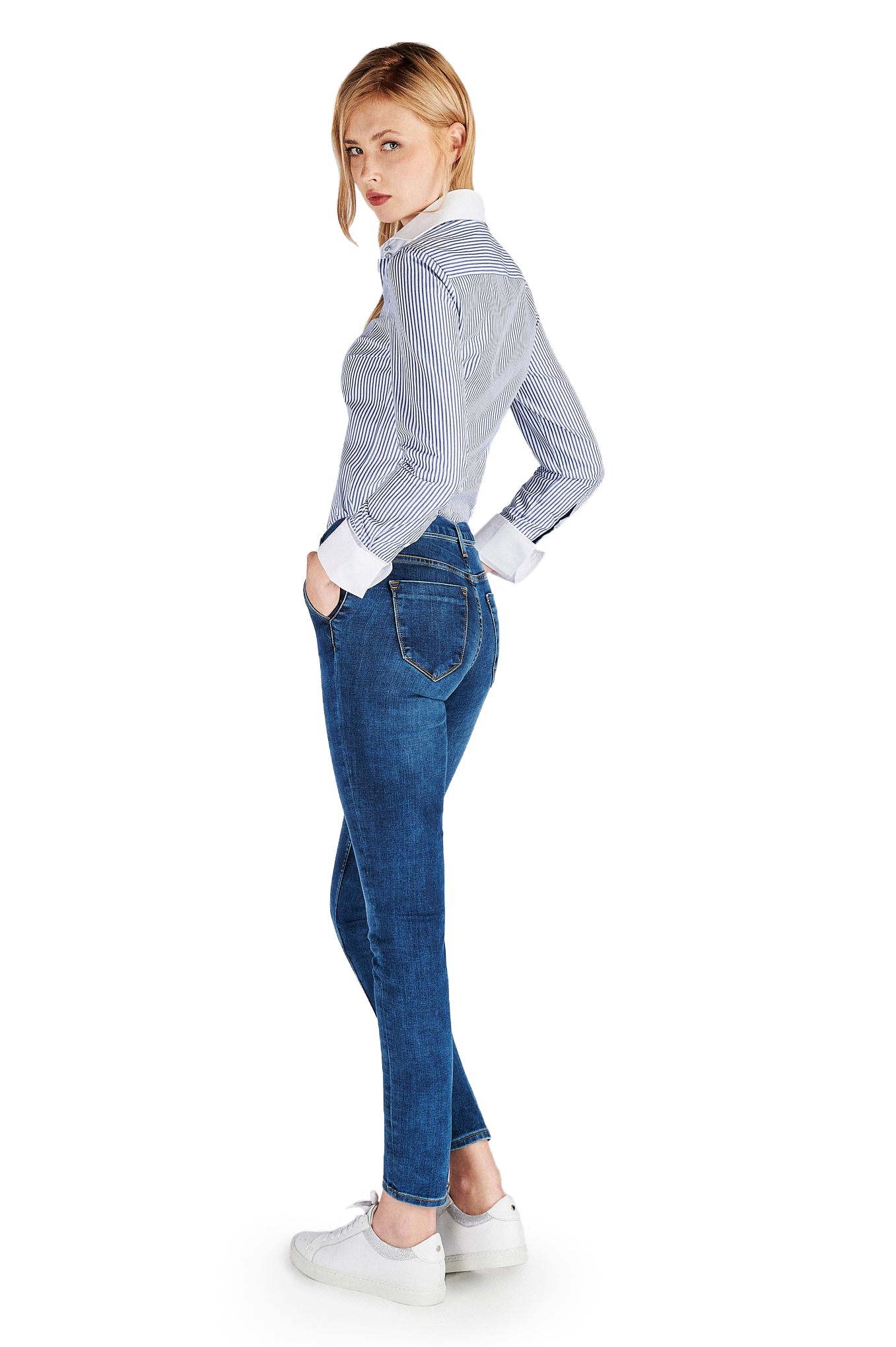 Medium Blue