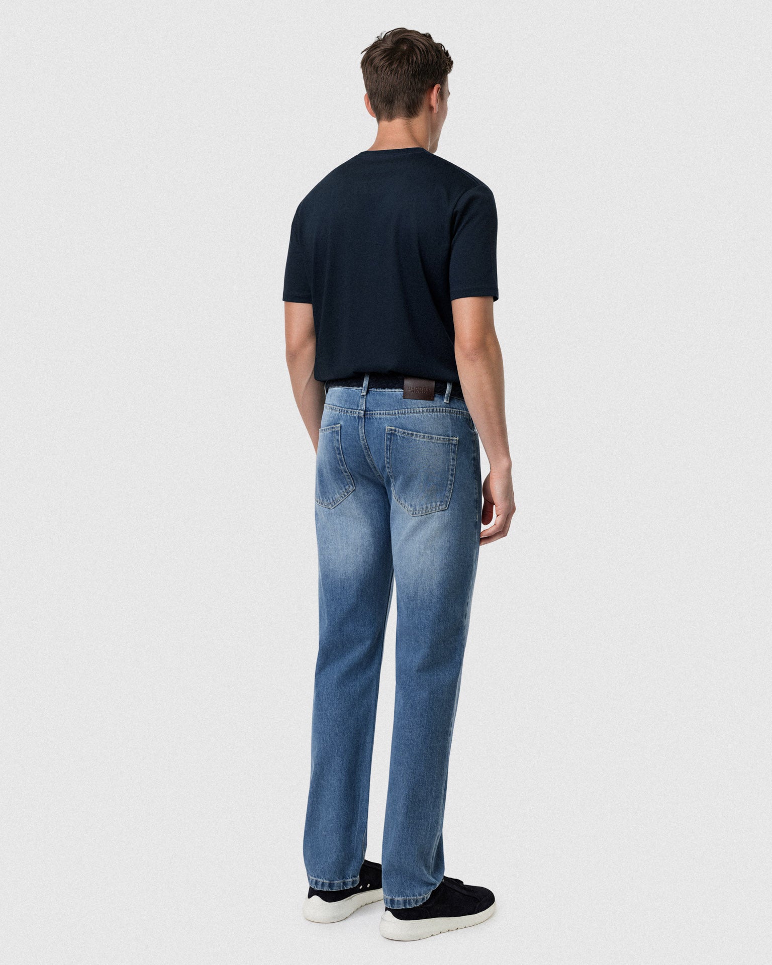 Medium Blue (AI)