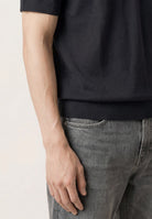 Dark Grey (AI)