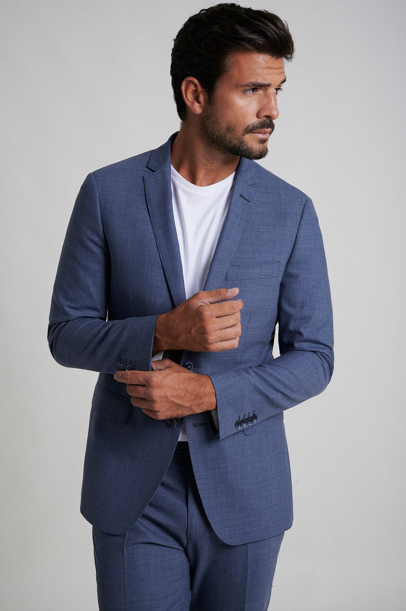 Tailored fit 100% refined wool suit half canvas construction ...