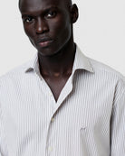 Light Brown (AI)