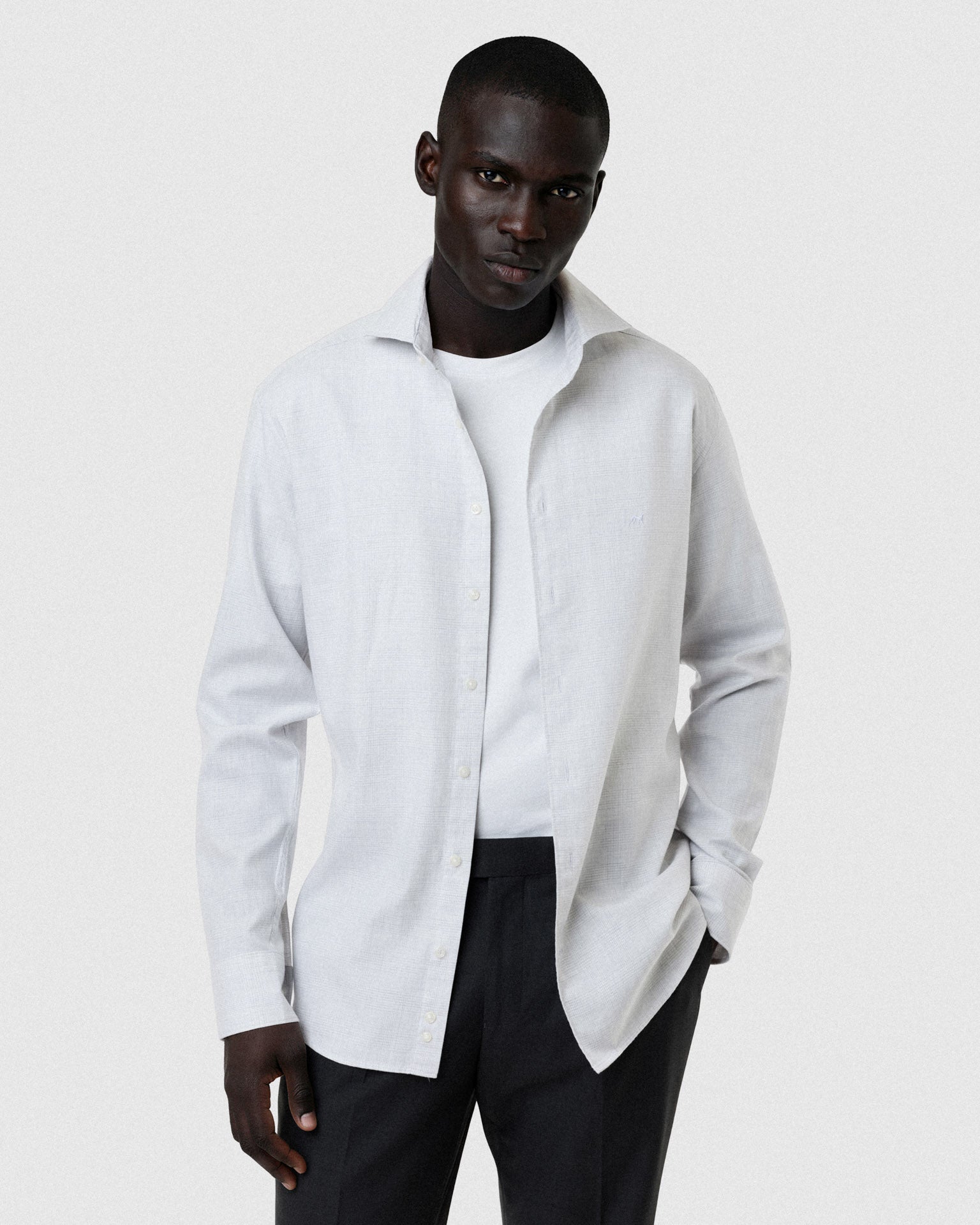 Light Grey (AI)